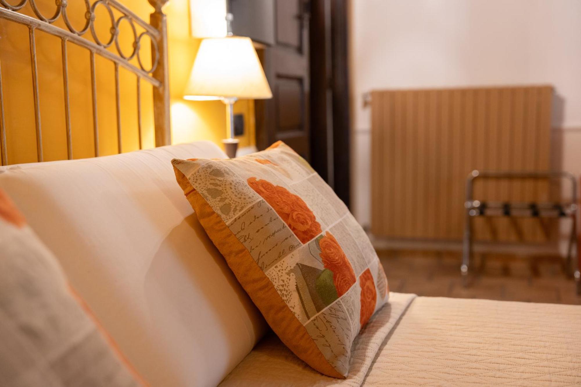 Residenza L'Antico Borgo Hotel Filadélfia Quarto foto