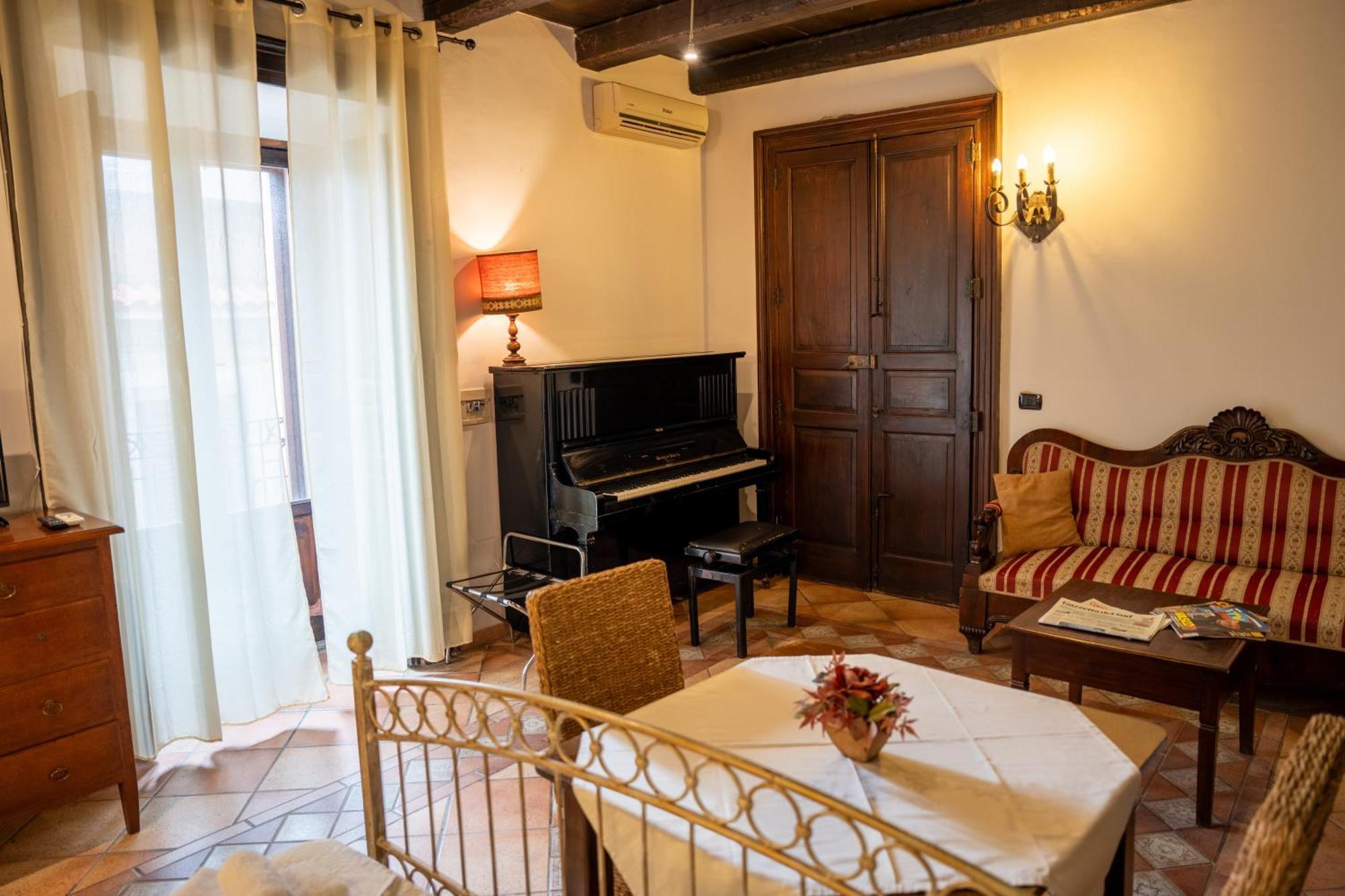 Residenza L'Antico Borgo Hotel Filadélfia Exterior foto