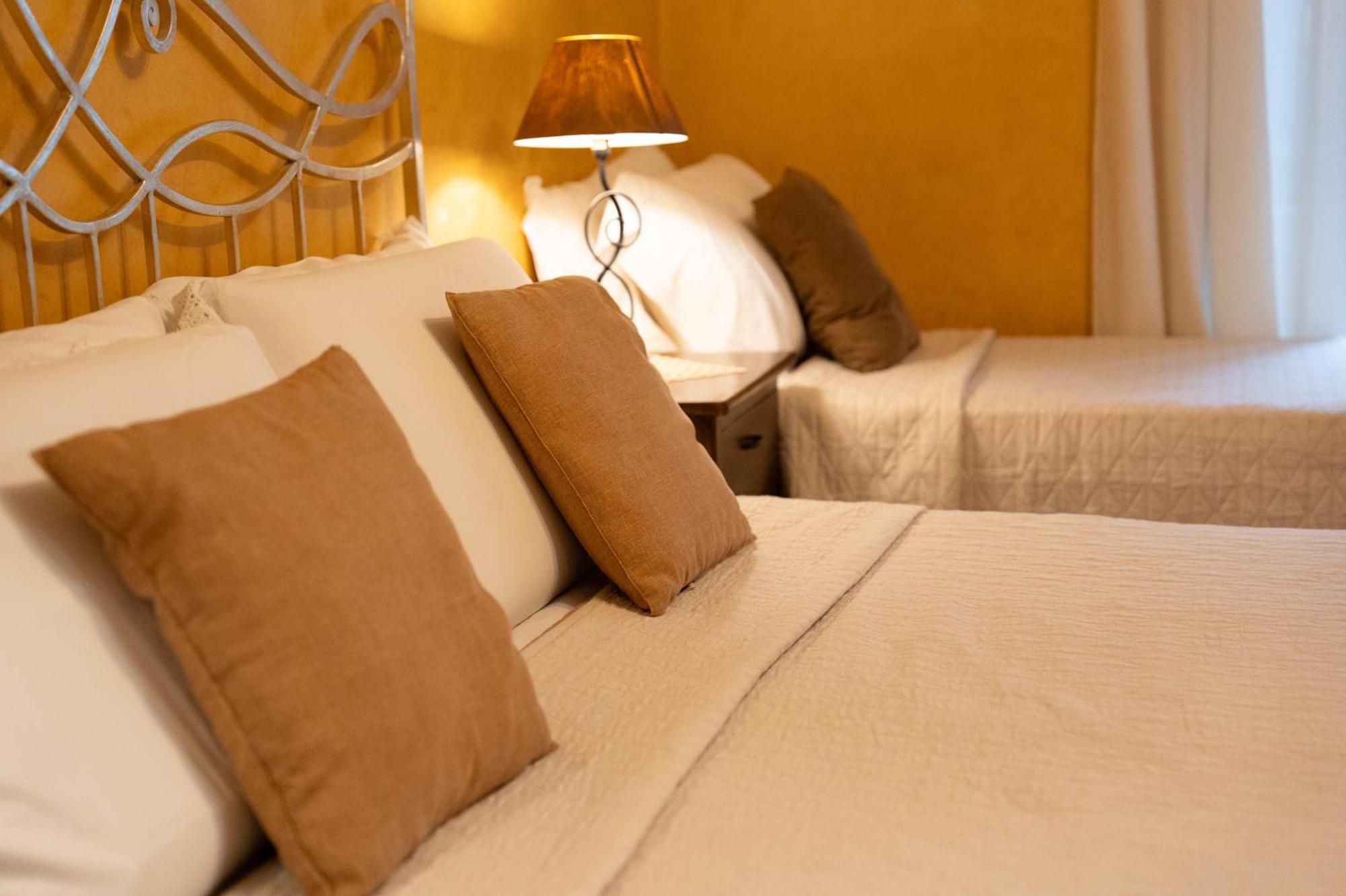 Residenza L'Antico Borgo Hotel Filadélfia Quarto foto